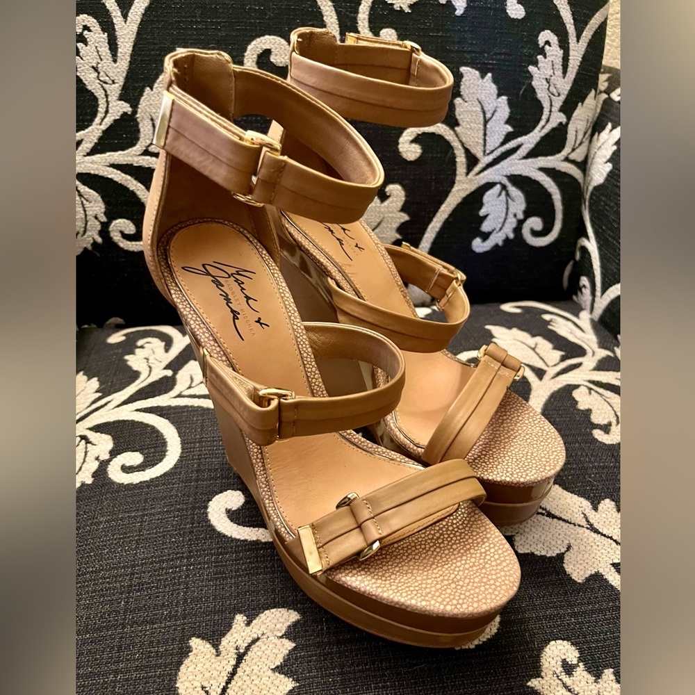 Badgley Mischka Platform Wedges